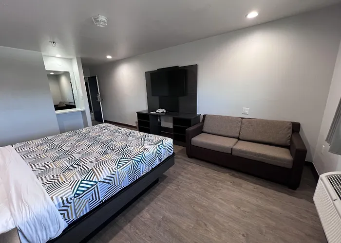 6 Bullhead City, Az - Laughlin