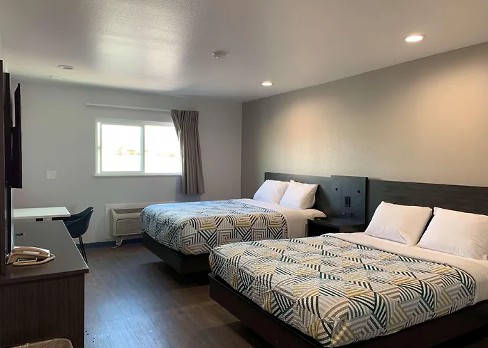 6 Bullhead City, Az - Laughlin Hotel 4*